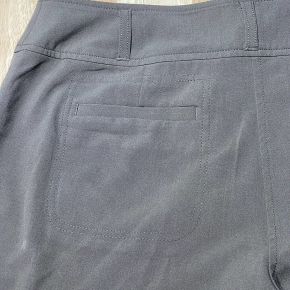 Chicos Cargo Convertible Pants Womens 1.5 Green Hiking Outdoor Roll Tab Capri - Picture 12 of 14